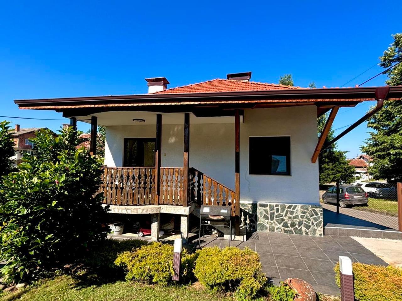 The House Of Petar Levski Berkovitsa Buitenkant foto